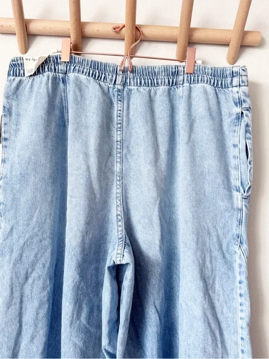 Free People Oslo Light Blue Wide-Leg High-Waist Jogger Jeans - Picture 9 of 14